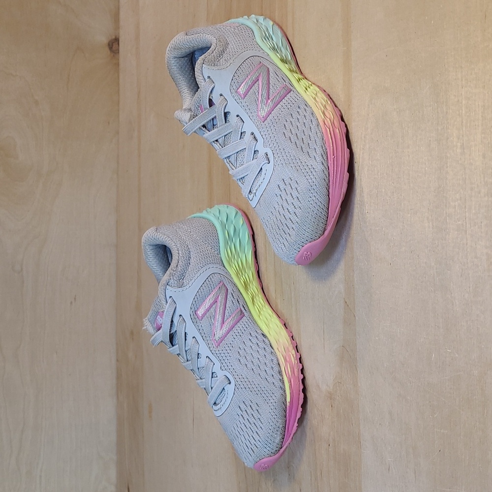 New Balance Fresh Foam Arishi Gray and Pink Kids No Tie Slip On Sneakers - Picture 4 of 10